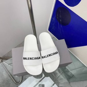 橙子出厂价 Balenciaga 巴黎世家 春夏休闲拖鞋 一字拖 沙滩拖 情侣款 码数：35-45