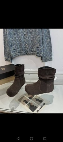 出厂价 ugg.今年真的鲨疯了 堆堆勃肯褶皱短靴 韩版复古软fufu雪地靴 被可爱到了 泰乖了 内里羊毛材质保暖 靴筒堆堆褶皱显瘦+1 size：35-40