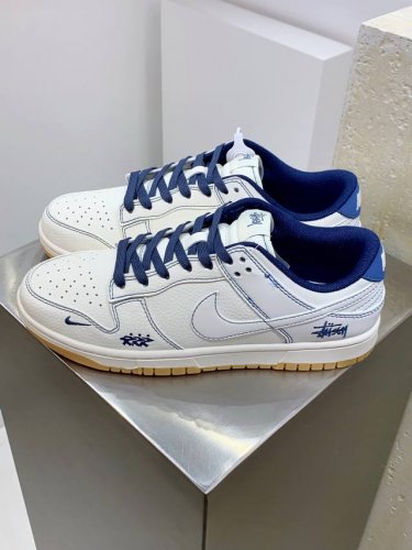 Z#Nike Sb Dunk Low X Stussy 白蓝小钩 纯原大厂出品 极力推荐 原装头层材料 独家版型蒸餾加工 帶來的是更好的视觉和脚感体验 大厂纯原