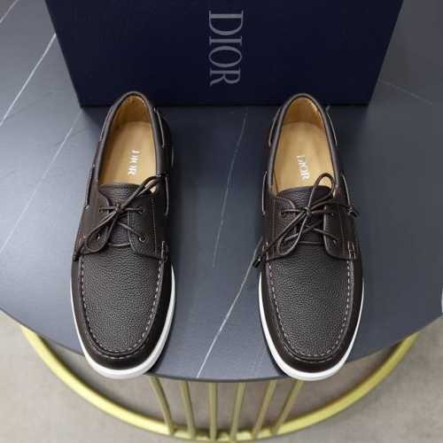 出厂价Pp： 品牌：迪奥Dior 标准码：男码38 44 45可以定做 等级：官网同款 材料：原版牛皮拼接 牛皮内里 原版Tpu耐磨柔软大底 款式类别：休闲运动