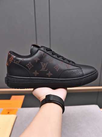 主推款春款上新Louis Vuitton 路登易威 Lv鞋面 Lv 进口头层牛皮压花内里进口羊皮内里 防滑耐磨大底。每一位男士的身份衬托，上脚大气稳重不管风吹雨 - 点击图像关闭