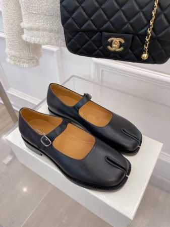 厂价 Maisonmargiela｜Mm6马吉拉经典款分趾玛丽珍鞋 _______________________________ Yb开模打造，分趾鞋穿得舒适 - 点击图像关闭