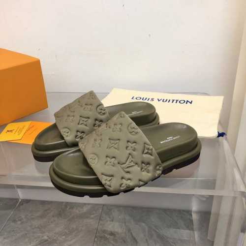 2025- L Vuitt 春夏最新款凉拖 Pool Pillow Comfort 必入系列！2025火爆发售、高级慵懒风 百看不厌款、时尚度拉满！细节用心感受