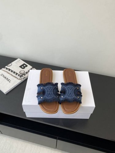 Celine 思琳 代购级别 春夏新品凯旋门复古罗马凉鞋拖鞋 进出专柜无压力，重工版，拒绝一眼假Low货 原版楦型，调试N次、这款上脚绝对Vintage复古风味