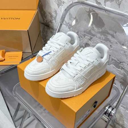 男码# 顶级代购版本 Lv Trainer 情侣限定系列休闲运动篮球鞋 颜值担当 上脚帅炸，每个颜色都是巨巨巨好看！潮人必备单品 原版订制压纹粒面小牛皮 非市面 - 点击图像关闭