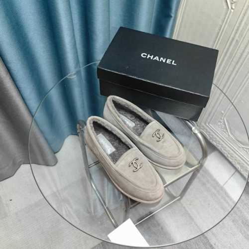 Chanel 24K秋冬新款毛茸茸乐福鞋 泰迪毛毛鞋 很舒服诶 美拉德棕色还是很适合秋冬的～ 鞋面麂皮 内里皮毛一体 真皮大底 Size:35-39 其他码数定