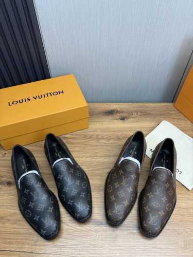 工厂p价 lv. 男士商务休闲皮鞋 顶级牛货.1:1出货奢华尊贵全部采用进口原版品牌皮料 只为打造更为舒适的穿着体验 鞋面 原版牛皮进口全牛里 原版大底-45