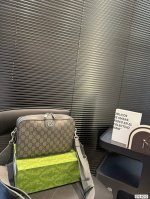 配盒子 酷奇相机包 Gucci更高级时髦 日常出门首选时尚弄潮儿必备款哦尺寸：25 16 货号6012