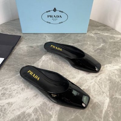 p家最新款 面 进口小牛漆皮 里 超软混种羊皮 底 原版开模注塑真皮大底 跟高2Cm 原版包装 size:35-41