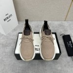 berlut* 布鲁提新品 Shadow飞织运动鞋 官方售价Rmb ,700 原版开发打造 轻盈格调如影随 行 Shadow 运动鞋自亮相以来备受欢迎以标志性的