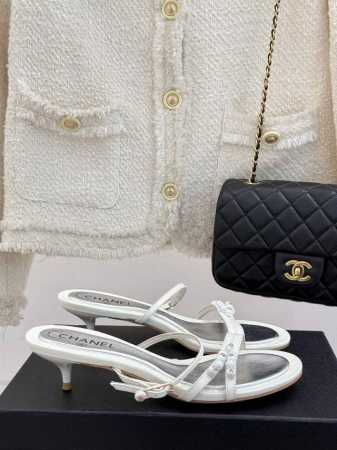 厂价 Chane*｜小香Coco中古Vintage 25C早春新品珍珠凉鞋 香家的这款中古系列真的太美了 真的把女人的优雅知性气质表现的淋漓尽致！ 脚感舒适！上 - 点击图像关闭