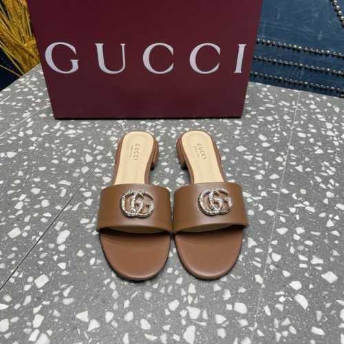 Gucci 古驰顶级品质①面料：牛皮 品牌布料②内里／垫脚:羊皮里③大底：原版意大利真皮底④码数：35-42 40.41.42定做不退换 包装：专柜全套绿色包装