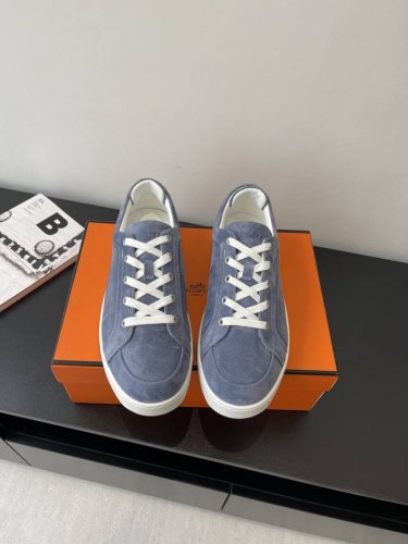 代购级 男款 Herm S 爱马仕 25Ss早春新品 Kiddy兔系带休闲运动鞋 板鞋 饰有标志性 H 细节 设计简约流畅 超前时尚 简约高级 随意搭配 上脚非