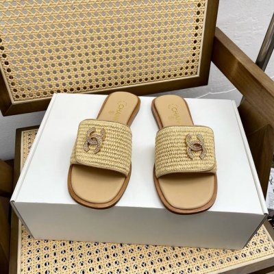 390顶级版本代购级Chanel~~春夏季新款双C钻扣一字沙滩凉鞋 鞋面:原版草编工艺 大底:原版真皮大底 码数:35 40 40定做不退换