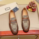 工厂P价 古驰 Gucci 官网男士商务正装皮鞋更新香港专柜同步新款完全一比一复刻出货专柜品质零差距0外均采用进口头层牛皮 配原版五金扣水染皮内里制作，配码 3
