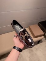 实价 ，品牌爱马仕，官方旗舰店新款高端爱马仕休闲商务豆豆鞋，爱马仕在众多品牌中始终是品牌中的效效者，爱马仕亮丽一夏，鞋面进口头层意大利高端定制漆皮，意大利羊皮内
