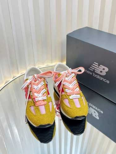 女 男350New Balance 纽百伦471情侣款 25Ss春夏新品 复古 休闲鞋 运动鞋 471鞋款承袭其经典轮廓 以纤细鞋檀勾勒轻盈外形 焕启复古薄底鞋