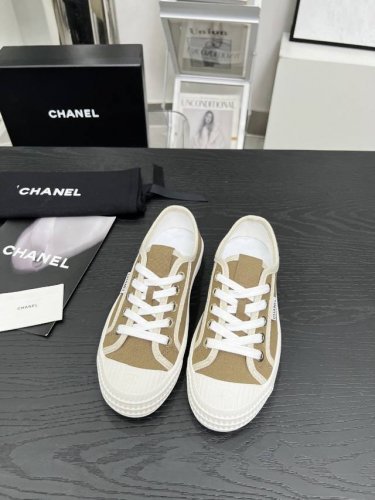 出厂 Chane.Vintage 2025早春新款 中古休闲鞋太有范儿了 复古Coco女鞋.一直以来异常的盛行. 这款致敬经典系列！ 上脚超好看～潮人必备时尚单