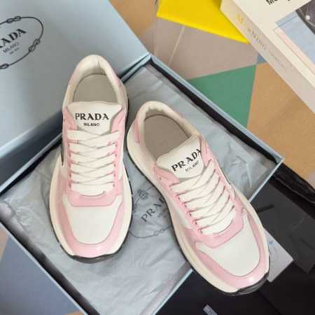 顶级版本：女款 男款 Prada普拉达 P家 Re-Nylon系列 情侣款 厚底 三角标 休闲 运动鞋 原版购入开发 做货 这款运动鞋融合优雅而创新的设计，搭配 - 点击图像关闭