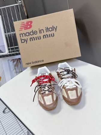miu Miunew Balance 联名系列运动鞋、各大品牌都热衷于跨界联名、缪缪这次联名诚意满满非常有亮点鞋面高丝光拼接、做旧毛边设计、复古又叛逆、令人眼前 - 点击图像关闭