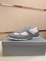 工厂P价 顶级高版本 高品质新款Prada 普拉达 专柜同步上市， 新款男鞋、面料精选牛京纯手工制作而成。内里:全牛皮内里。高端开模防滑橡胶大底，精美线条、简约