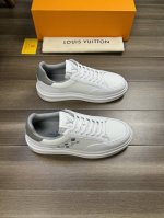 Louis Vuitton 路易威登 -高端品质 原单 -鞋面：进口摔纹小牛皮、鞋身品牌帆布.彩印品牌图腾、鞋舌.后跟.高周波品牌logo -内里：品牌帆布布匹