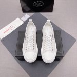 prada 普拉达 低帮 原版进口牛皮！羊内里、橡胶大底、高级定制、上脚超赞'随意出入各种场合！标准38-44码 编号041