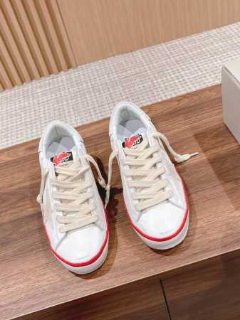 400#限女款 Golden Goose Ggdb小兔子小脏鞋# 新年限定系列红尾 Ball Star 与 Super-Star 鞋履，红色细节点缀新年生机，焕 - 点击图像关闭