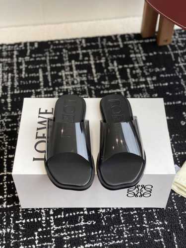 代购级290 Loewe 罗意威 25Ss 春夏新品 拖鞋 疯狂种草简约设计感觉更干净优雅 让你念念不忘 颜色也很耐看漂亮，上脚瞬间气质十足气场，简直无敌帅气有