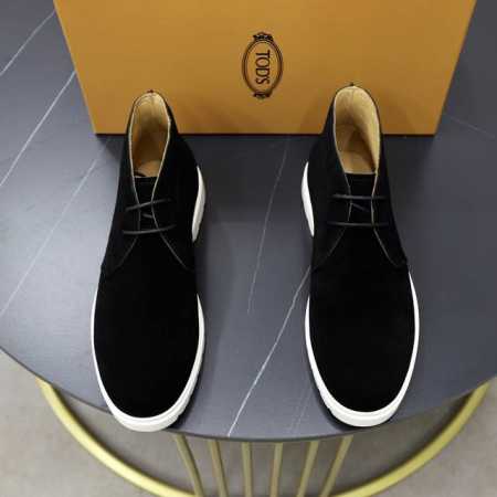 出厂价 顶级原单 品牌：托德斯tod S 标准码：男码38-44 45可以定做 等级：官网同款 材料：原版牛皮 牛皮内里 原版耐磨柔软大底 款式类别：年轻时尚 - 点击图像关闭