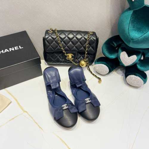 ，Chanel芭舞蕾鞋，官同网步， 登机鞋 舞蹈鞋 开车鞋 休闲鞋， 上脚舒服的一款 ，柔软口进绵羊皮，鞋头内里羊绵皮 ，还可折叠存放，5色可选 黑色 粉色