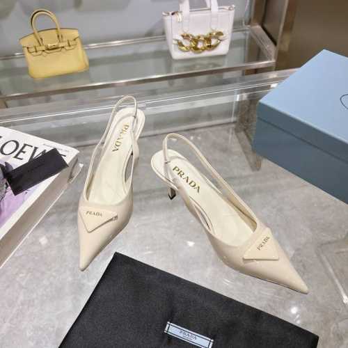 PRADA 普拉达 24 出厂价 专柜走秀款尖头凉鞋 三角扣标 高跟 早春走秀款！鞋面：高定制漆皮面料 内里：进口水染羊皮大底：原版意大利真皮大底 跟高：7.5