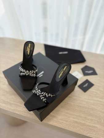 高版本出厂 SAINT LAUREN* 圣罗兰ysl 25ss 春夏全新走秀款大水钻高跟鞋凉鞋唯有YSL最懂女人心，不接受反驳，超级无敌女人味神器，女人必备 z - 点击图像关闭