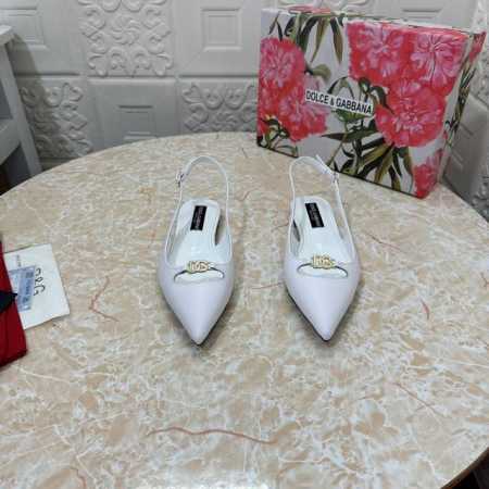 Dg.顶级版本.高品质 2024新款 专柜同步 1:1开模 Dg扣饰平衣后空鞋 鞋面：牛皮 内里：羊皮 大底：A级原版黑色真皮大底 码数：Size.34–43 - 点击图像关闭