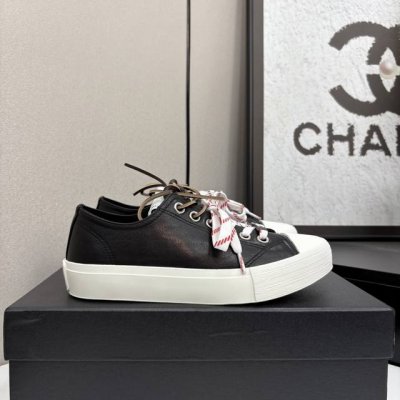 2025Chanel香奈儿小香风水洗牛仔布 帆布 皮面 圆头系带 低帮 休闲帆布鞋 颜值担当火爆款帆布鞋 不得不入的一款～简约高级 随意搭配上脚非常舒适，年度必