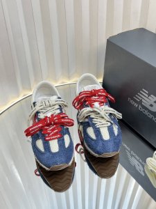 女 男350New Balance 纽百伦471情侣款 25Ss春夏新品 复古 休闲鞋 运动鞋 471鞋款承袭其经典轮廓 以纤细鞋檀勾勒轻盈外形 焕启复古薄底鞋