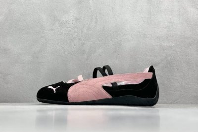puma Speedcat 舒适百搭 低帮 芭蕾鞋 #朴彩英 Rose 同款 配色酷感拉满 低帮设计超显脚踝纤细 上脚轻盈又舒适 不管日常出街还是运动都适配 防