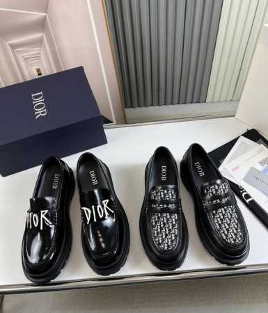 工厂价 迪奥.Cd男士 官网.厚底乐福鞋皮鞋 采用进口黑色牛皮 开边珠亮皮打造手工缝制鞋面 内里黑色小牛皮内里 银标logo牛皮脚垫 原版增高厚底鞋 标准皮鞋码 - 点击图像关闭