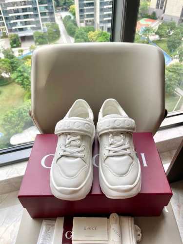 顶级版 打印 Gucci古驰24Ss全新Wave系列运动鞋，老爹鞋、款厚底小白鞋 原版购入开发 做货 Gucci Wavev系列运动鞋采用创新缝线工艺制作，打造