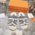 二舅毛拖全系列』 出厂价 秋冬新款羊羔毛平底毛拖鞋~超温暖羊卷毛二舅鞋 完美驾驭各种风格。新增很多马卡龙色系，软fufu的，少女心炸裂 color：多色 码数：