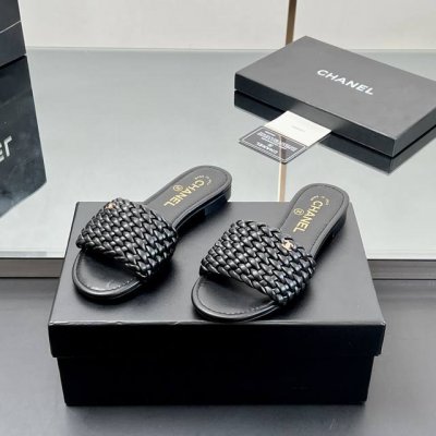 高版本 Chanel 香奈儿2025P春夏新款编织Logo拖鞋凉鞋 满满的法式浪漫风情，话说H拖遍地都是，但香家这款能让你与众不同 原版一比一开模打造，极致双C