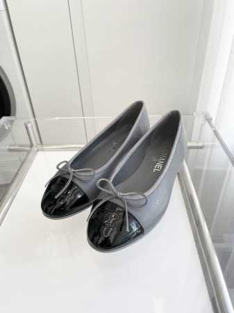 CHANEL经典芭蕾舞鞋 皮底￥： SIZE：34 35 35.5 36 36.5 37 37.5 38 38.5 39 39.5 40 40.5 41 41. - 点击图像关闭
