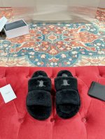 Celine 塞琳 4 秋冬新品100%纯羊毛拖鞋 毛茸茸的羊毛是选用欧洲进口a级羊毛 原版1:1复刻，鞋面和垫脚logo是羊皮 Tpu大底，耐磨防滑！码数35