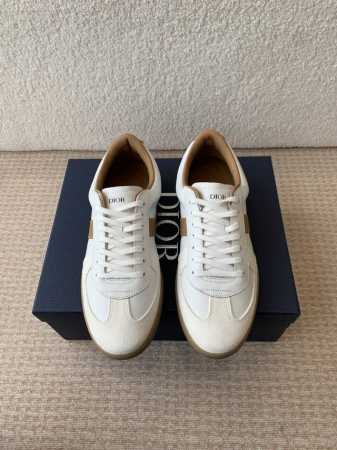 迪奥Dior 情侣款C ' Est 25Ss 新款休闲鞋运动鞋板鞋小白鞋 彰显醒目而时尚的风范 精心制作 鞋面设计风格搭配超级时尚 细节也增添一丝优雅气质 轻盈 - 点击图像关闭