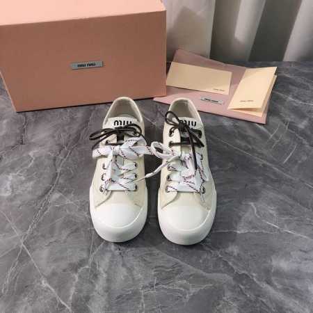工厂P价P 顶级版本 代购品质 原版开发 Miumiu 缪缪2025Ss新款系带休闲帆布女鞋 新品纯手工制作小白鞋 。原版购入开发 做货 顶级原单品质，市面最高 - 点击图像关闭
