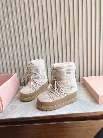 出厂 独家顶级版本 MiuMiu缪缪24ss系列，女士徽标尼龙华达呢雪地派对金属标双色厚底收缩系带羽绒雪地靴滑雪靴胖头靴！ 有轻奢的内蕴品质，自带温暖的腔调，材 - 点击图像关闭
