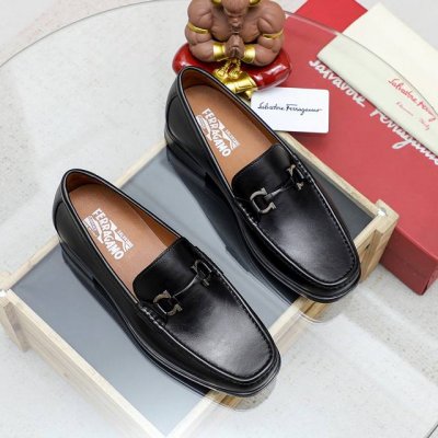 工厂价 菲拉格幕 Ferragamo 新款男士休闲套脚鞋官网原版1:1开模，原单品质做工精细，高端奢华鞋面采用进口意大利头层牛皮奢华水染皮内里橡胶耐磨防滑大底，