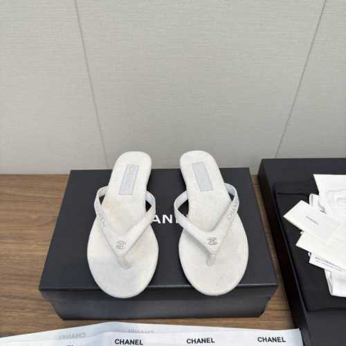 chanel 香奈儿 最新夹脚拖 绝对是好货不怕晚 质感满满 细节宝贝们随意对比 镶嵌珍珠 钻石高奢饰品 chanel 香奈儿早春新款拖鞋 夹趾人字拖 沙滩凉拖