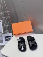 男10 ΗErmes 爱马仕春夏经典情侣款二舅拖鞋 Chypre 丑萌丑萌二舅拖鞋 老头拖鞋，上脚简直太舒服了！憨厚又可爱！ 全混种羊皮包底台,真皮沿边条 注意