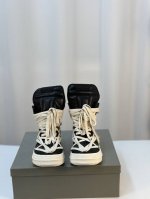超酷潮鞋 机车靴 Rick Owens-24FW 厚底 RO 系列 牛皮面 高品质 黑色打蜡牛皮 皮质 Rick Owens 到2024至今的大热款 懂得都懂